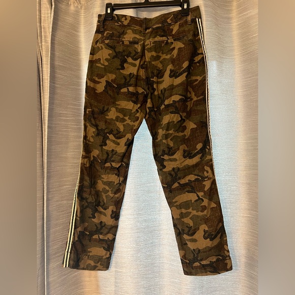 Abercrombie & Fitch Camo Straight Leg Jeans High Rise - Picture 2 of 5